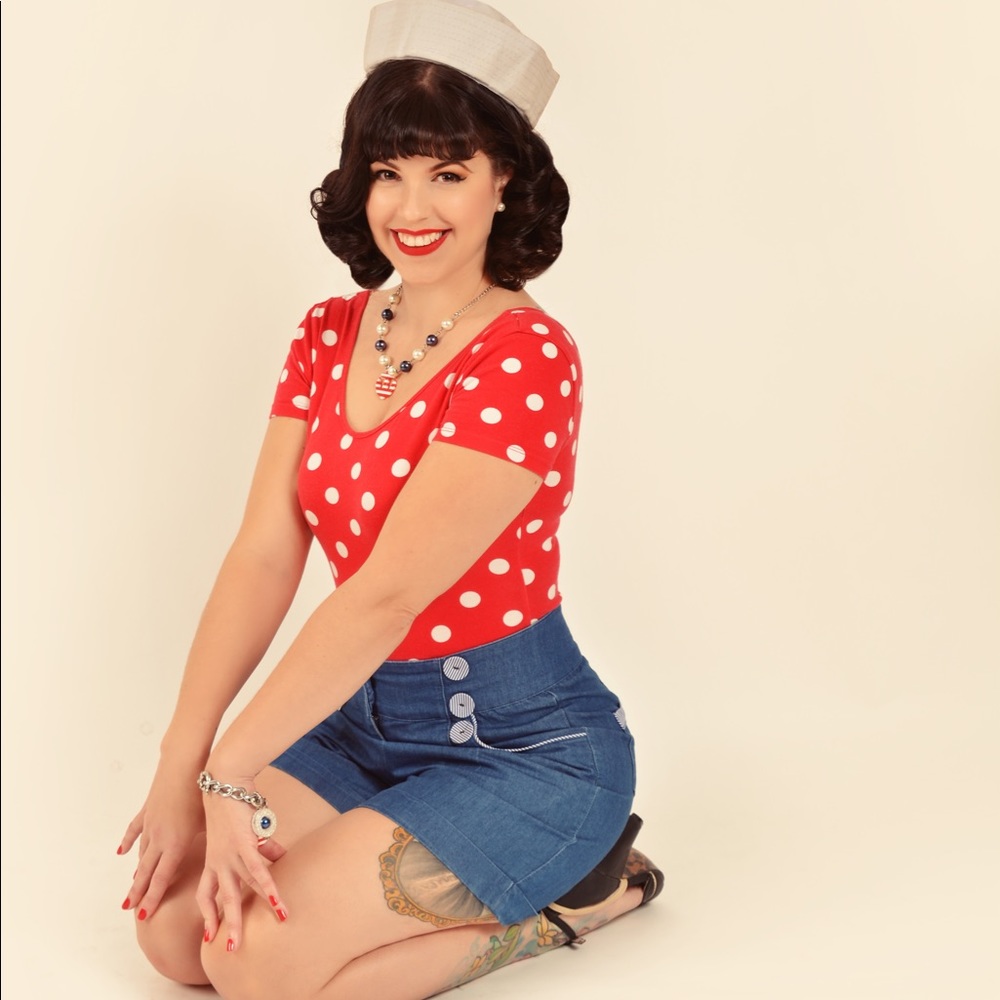 Meet your Posher, Julie